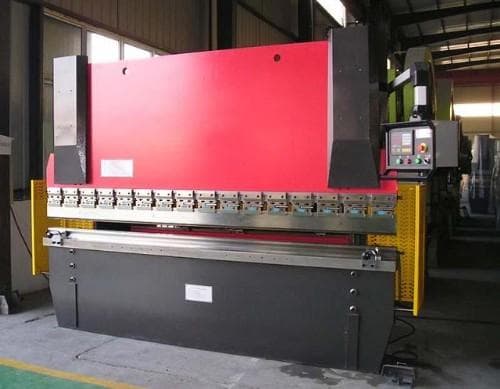 RAXMEK Hydraulic Servo CNC Press Brake – Steel & Aluminum Plate Folding Machine